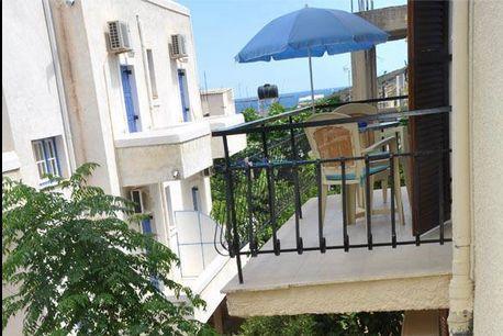 Artemis Rooms Agia Marina  Exterior photo